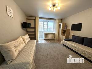 3-к квартира, посуточно, 68м2, 1/10 этаж