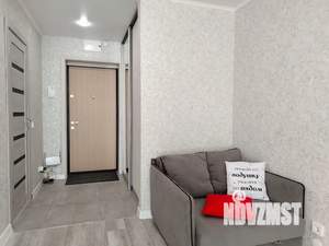 Студия квартира, посуточно, 30м2, 13/18 этаж