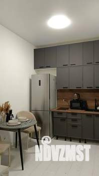 1-к квартира, посуточно, 38м2, 1/16 этаж