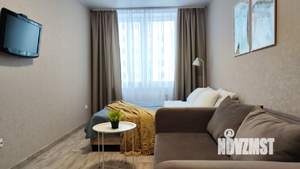 1-к квартира, посуточно, 38м2, 8/19 этаж