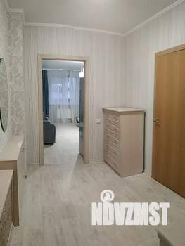 Студия квартира, посуточно, 32м2, 4/20 этаж