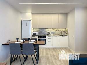 3-к квартира, посуточно, 65м2, 7/25 этаж