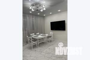 1-к квартира, посуточно, 50м2, 2/19 этаж