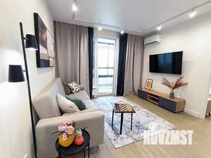 1-к квартира, посуточно, 42м2, 12/19 этаж