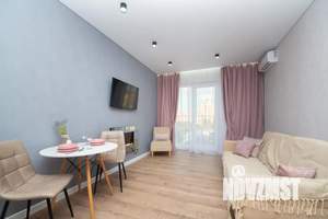 Студия квартира, посуточно, 27м2, 6/9 этаж