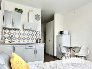 Студия квартира, посуточно, 25м2, 9/12 этаж