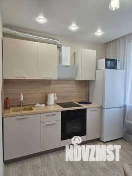 1-к квартира, посуточно, 42м2, 6/9 этаж