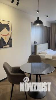 Студия квартира, посуточно, 30м2, 5/10 этаж
