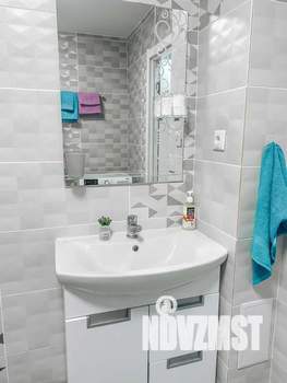 1-к квартира, посуточно, 41м2, 13/16 этаж