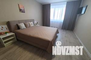 2-к квартира, посуточно, 67м2, 4/14 этаж