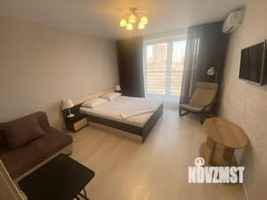 1-к квартира, посуточно, 40м2, 4/18 этаж