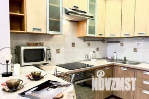 1-к квартира, посуточно, 50м2, 6/9 этаж