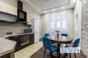 1-к квартира, посуточно, 64м2, 10/22 этаж