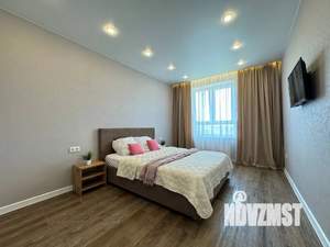 1-к квартира, посуточно, 46м2, 9/16 этаж