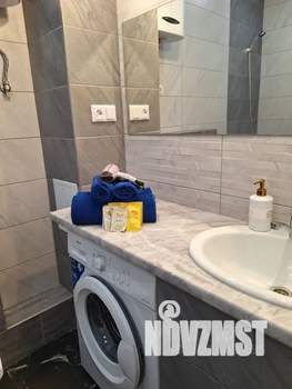 Студия квартира, посуточно, 32м2, 2/8 этаж