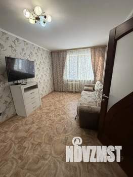 1-к квартира, посуточно, 34м2, 2/9 этаж