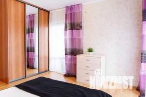 2-к квартира, посуточно, 80м2, 1/1 этаж