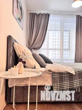 1-к квартира, посуточно, 32м2, 3/25 этаж