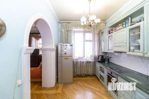 3-к квартира, на длительный срок, 148м2, 4/5 этаж