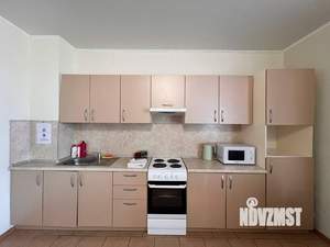 Студия квартира, посуточно, 35м2, 6/20 этаж