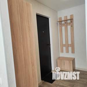 Студия квартира, посуточно, 17м2, 1/9 этаж