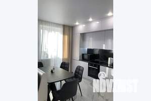 1-к квартира, посуточно, 40м2, 19/20 этаж