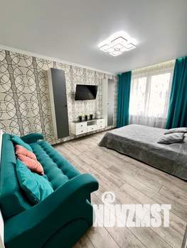 1-к квартира, посуточно, 42м2, 8/19 этаж