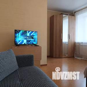 1-к квартира, посуточно, 35м2, 7/12 этаж