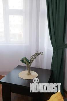 1-к квартира, посуточно, 40м2, 4/10 этаж