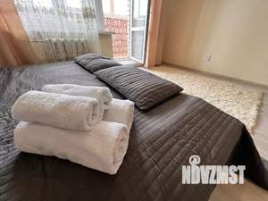1-к квартира, посуточно, 40м2, 12/16 этаж