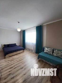 1-к квартира, посуточно, 56м2, 1/1 этаж