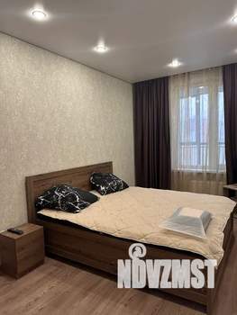 1-к квартира, посуточно, 40м2, 13/16 этаж