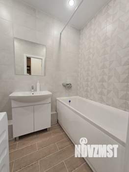 1-к квартира, посуточно, 38м2, 12/20 этаж