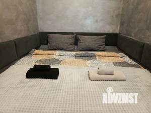 1-к квартира, посуточно, 40м2, 2/4 этаж