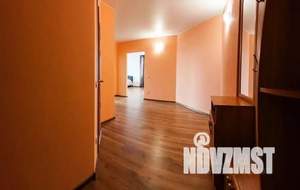 1-к квартира, посуточно, 56м2, 1/1 этаж