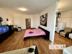 1-к квартира, посуточно, 56м2, 15/17 этаж