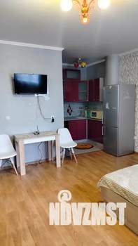 Студия квартира, посуточно, 35м2, 8/16 этаж