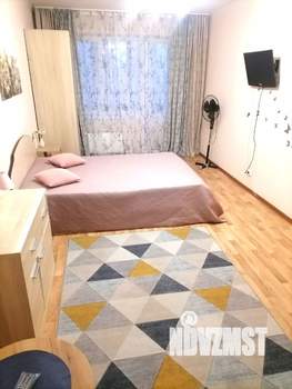 1-к квартира, посуточно, 37м2, 1/10 этаж