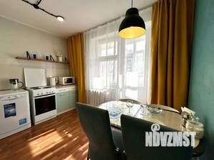 1-к квартира, посуточно, 50м2, 1/1 этаж