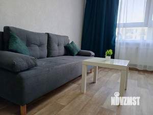 1-к квартира, посуточно, 38м2, 2/4 этаж
