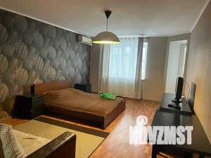 1-к квартира, посуточно, 50м2, 1/1 этаж