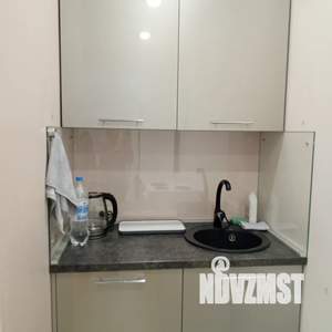 Студия квартира, посуточно, 33м2, 2/16 этаж