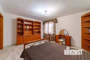 3-к квартира, на длительный срок, 100м2, 4/6 этаж