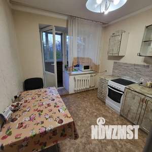 1-к квартира, посуточно, 40м2, 4/14 этаж