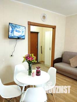 Студия квартира, посуточно, 30м2, 10/19 этаж