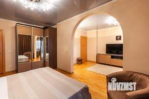 2-к квартира, посуточно, 100м2, 1/1 этаж