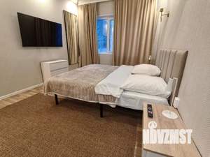 3-к квартира, посуточно, 67м2, 1/1 этаж