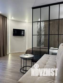 Студия квартира, посуточно, 37м2, 12/18 этаж