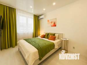1-к квартира, посуточно, 35м2, 16/19 этаж