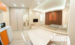 Студия квартира, посуточно, 40м2, 7/20 этаж